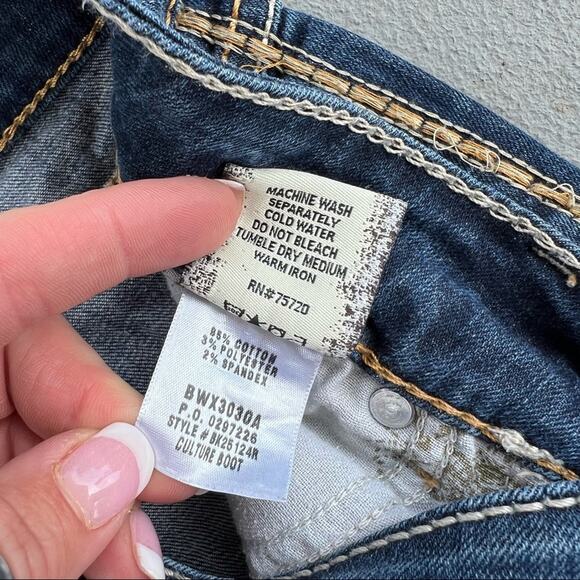 BKE culture low rise boot cut jeans 28R - Picture 7 of 7